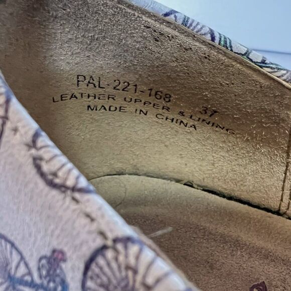 Alegria Paloma Bicycle Print Rocker Sole Mary Jane Shoes - Picture 8 of 8